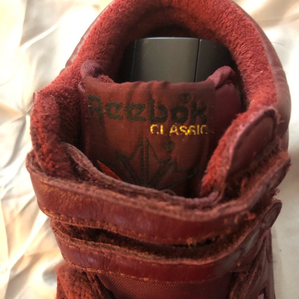 Reebok Classics - Picture 3 of 5